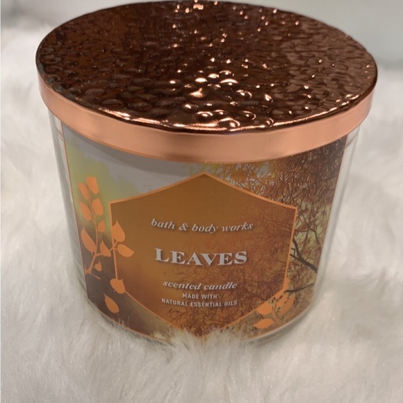 Bath & Body Works Accents Bath And Body Works Leaves 3 Wick Candle